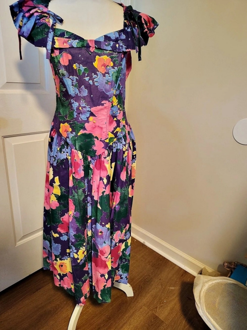 Impromptu Floral Open Back Midi Dress